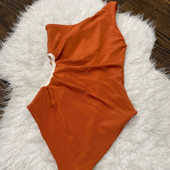 Johanna Ortiz Cut Out Swimsuit One-piece Bathing Suit - Picture 5 of 14